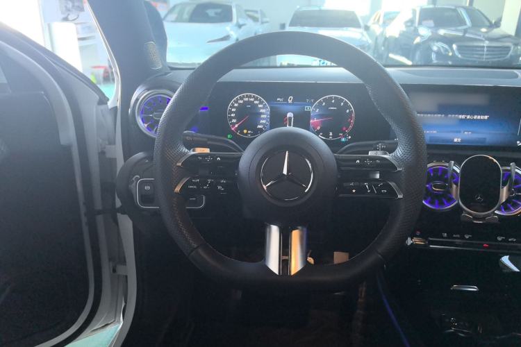 Used Mercedes-Benz A-Class 2023 A 200 L Fashion Model Steering Wheel