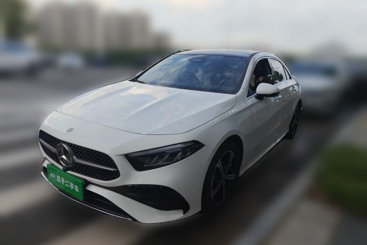 Ojetý Mercedes-Benz A-Class 2023 A 200 L Fashion Model Guazi used car, China used car export, Used car for sale, Used  cars, Cheapest cars for sale