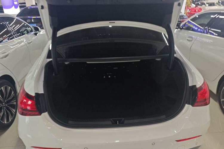 Used Mercedes-Benz A-Class 2023 A 200 L Fashion Model Trunk