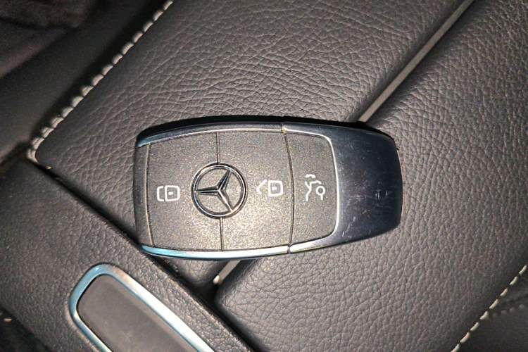 Used Mercedes-Benz A-Class 2023 A 200 L Fashion Model Vehicle Key