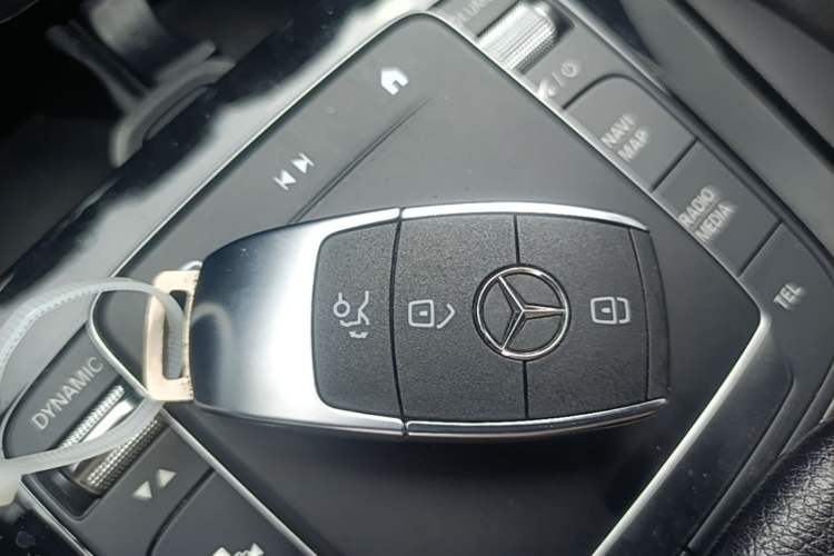 Used Mercedes-Benz A-Class 2023 A 200 L Fashion Model Vehicle Key