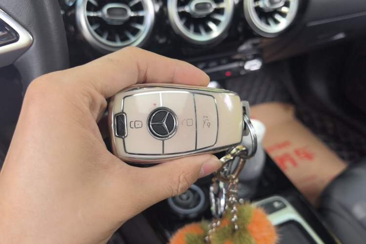 Used Mercedes-Benz A-Class 2023 A 180 L Vehicle Key
