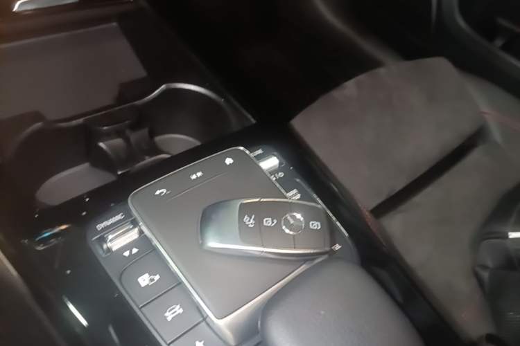 Used Mercedes-Benz A-Class 2023 A 200 L Fashion Model Vehicle Key