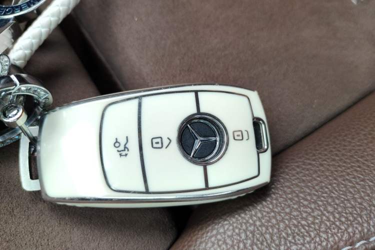 Used Mercedes-Benz A-Class 2023 A 200 L Fashion Model Vehicle Key