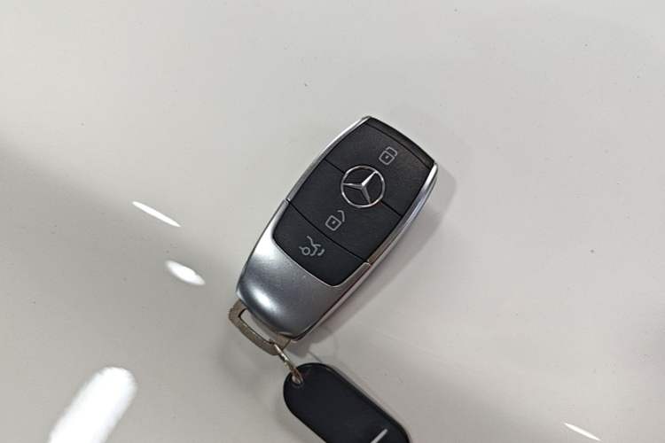 Used Mercedes-Benz A-Class 2023 A 200 L Fashion Model Vehicle Key