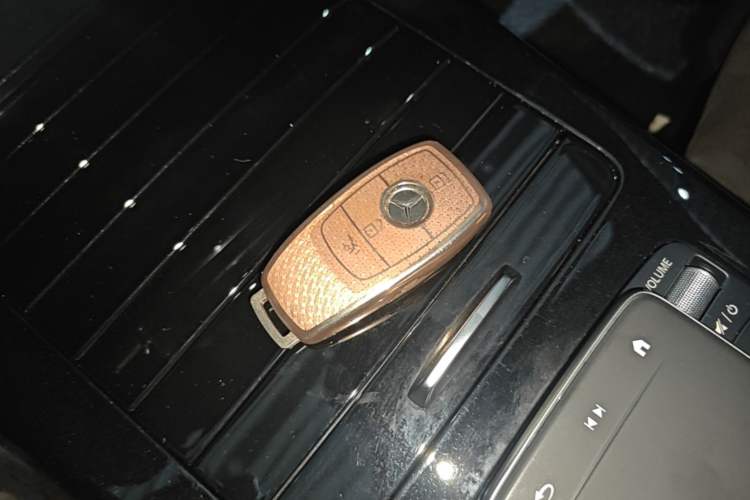 Used Mercedes-Benz A-Class 2023 A 200 L Fashion Model Vehicle Key