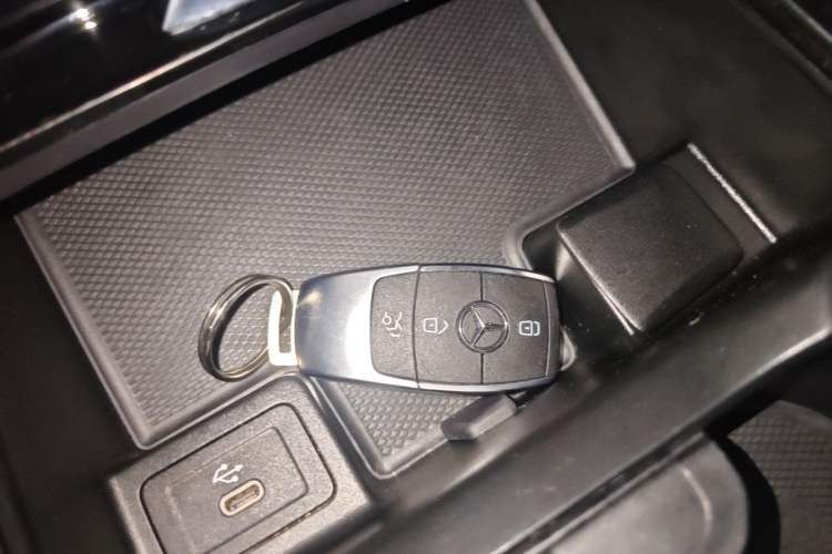 Used Mercedes-Benz A-Class 2023 A 200 L Fashion Model Vehicle Key
