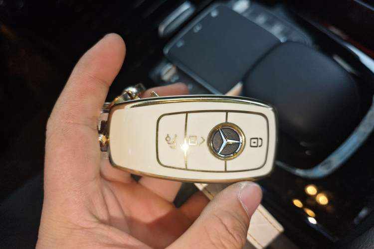 Used Mercedes-Benz A-Class 2023 A 200 L Fashion Model Vehicle Key