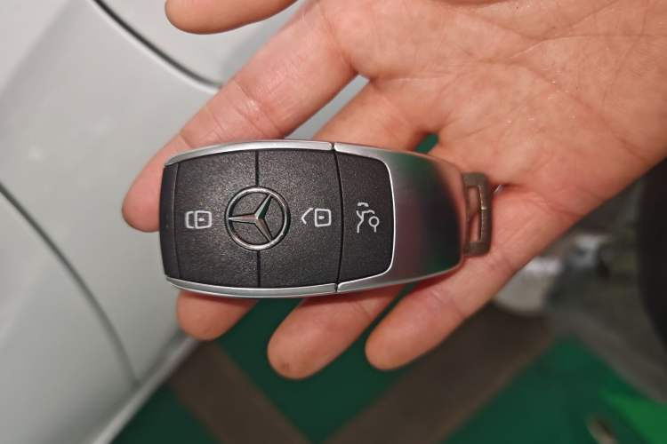 Used Mercedes-Benz A-Class 2023 A 200 L Fashion Model Vehicle Key