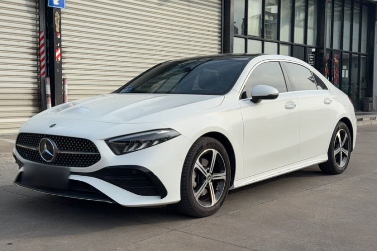 Ojetý Mercedes-Benz A-Class 2023 A 200 L Fashion Model Guazi used car, China used car export, Used car for sale, Used  cars, Cheapest cars for sale