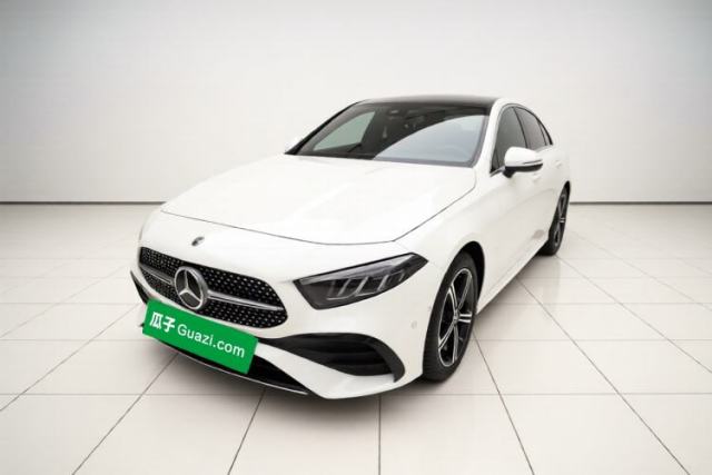 Mercedes-Benz A-Class 2023 A 200 L Fashion Model usata