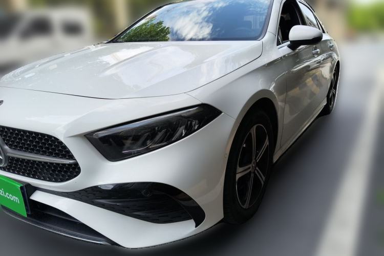 Used Mercedes-Benz A-Class 2023 A 200 L Fashion Model Guazi used car, China used car export, Used car for sale, Used cars, Cheapest cars for sale