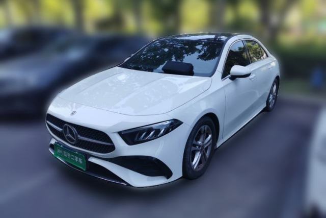 Używany Mercedes-Benz A-Class 2023 A 180 L