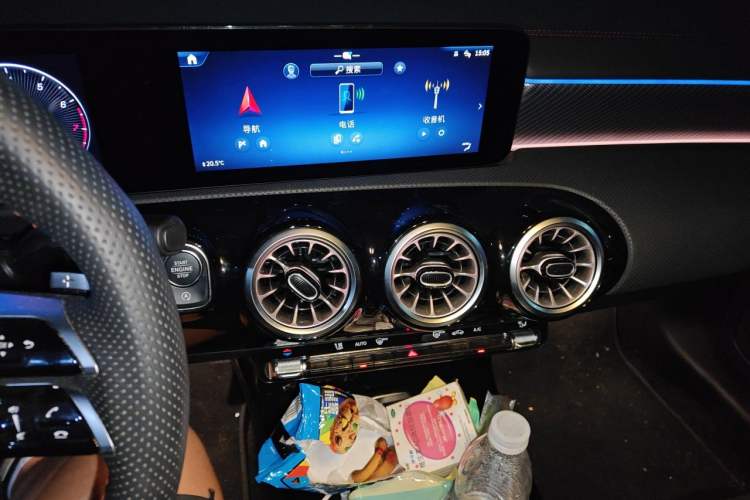 Used Mercedes-Benz A-Class 2024 A 200 L Fashion Model Audio And AC Panel