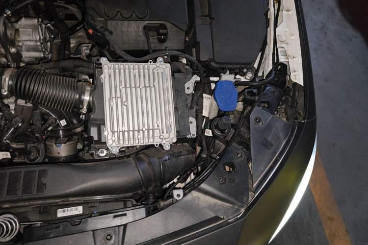 Used Mercedes-Benz A-Class 2024 A 200 L Fashion Model Engine Bay Left