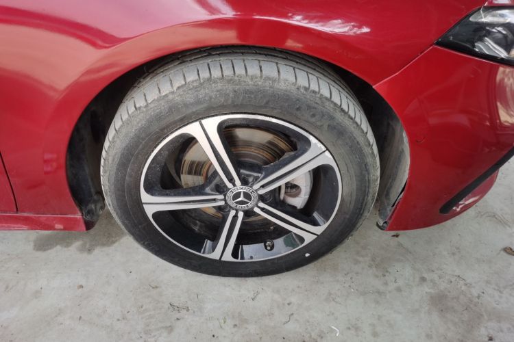 Used Mercedes-Benz A-Class 2024 A 200 L Fashion Model Right Front Wheel Hub