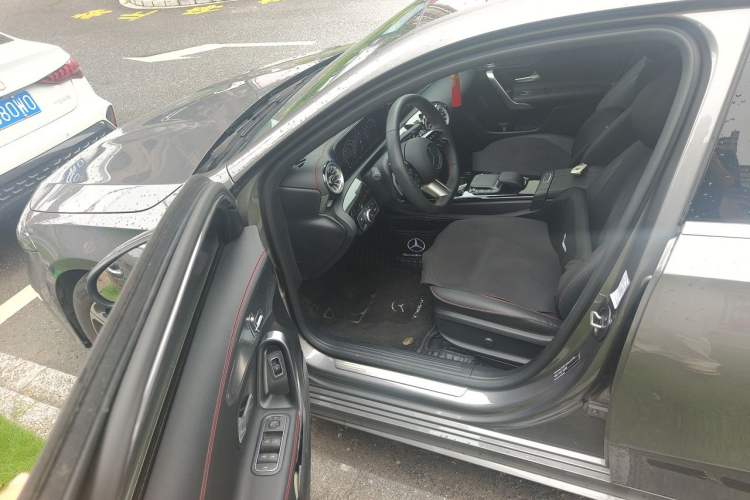 Used Mercedes-Benz A-Class 2024 Updated A 200 L Fashion Version Driver Seat