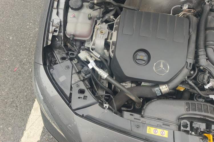 Used Mercedes-Benz A-Class 2024 Updated A 200 L Fashion Version Engine Bay Right