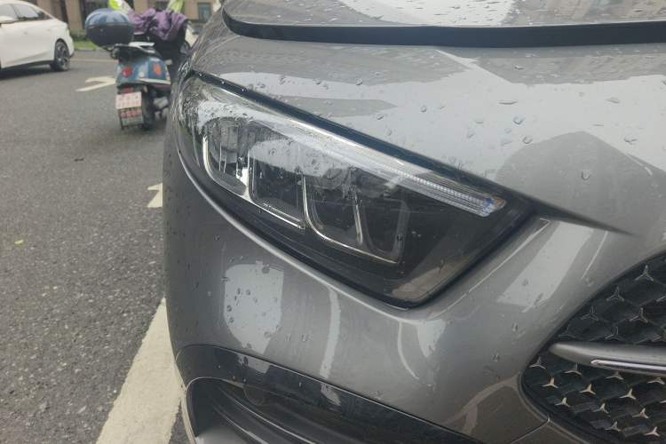 Used Mercedes-Benz A-Class 2024 Updated A 200 L Fashion Version Right Front Headlight