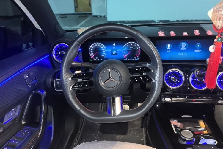 Used Mercedes-Benz A-Class 2024 A 200 L Fashion Model Steering Wheel