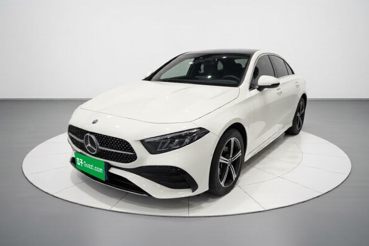 Mercedes-Benz A-Class 2024 Updated A 200 L Fashion Version