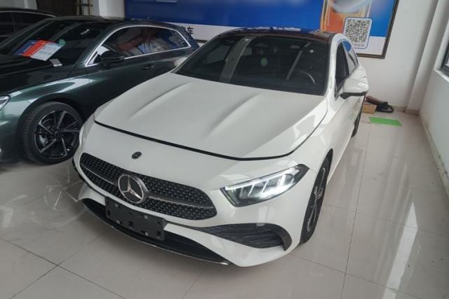 Mercedes-Benz A-Class 2024 Updated A 200 L Fashion Version usado