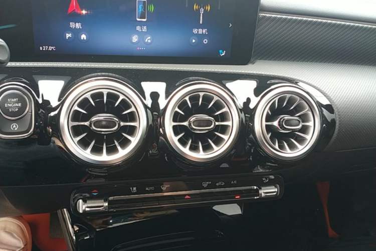 Used Mercedes-Benz A-Class 2024 Updated A 200 L Fashion Version Audio And AC Panel