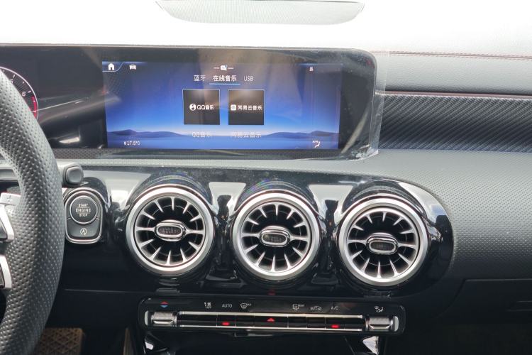 Used Mercedes-Benz A-Class 2024 Updated A 200 L Fashion Version Audio And AC Panel