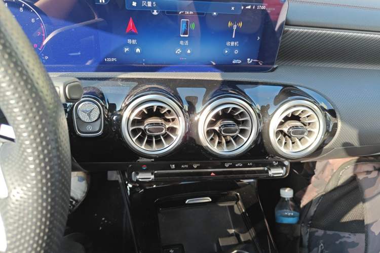 Used Mercedes-Benz A-Class 2024 A 200 L Fashion Model Audio And AC Panel