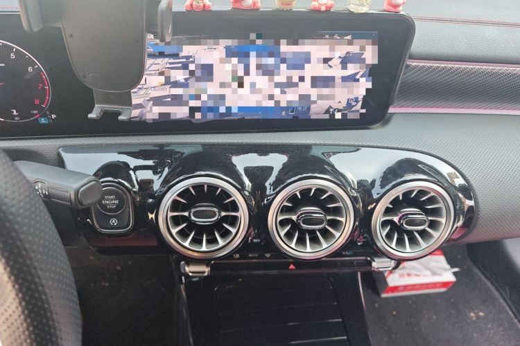 Used Mercedes-Benz A-Class 2024 Updated A 200 L Fashion Version Audio And AC Panel