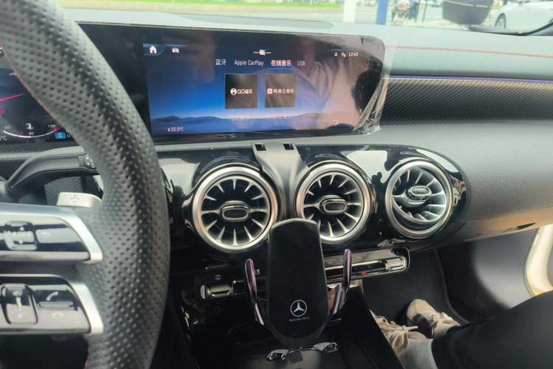 Used Mercedes-Benz A-Class 2024 Updated A 200 L Fashion Version Audio And AC Panel