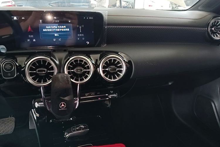 Used Mercedes-Benz A-Class 2024 Updated A 200 L Fashion Version Center Console