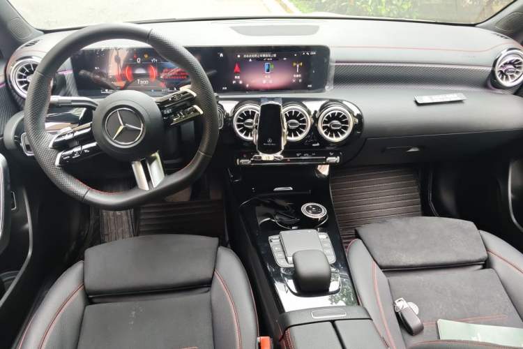 Used Mercedes-Benz A-Class 2024 A 200 L Fashion Model Center Console