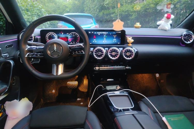 Used Mercedes-Benz A-Class 2024 Updated A 200 L Fashion Version Center Console