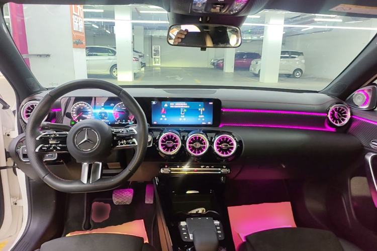 Used Mercedes-Benz A-Class 2024 A 200 L Fashion Model Center Console