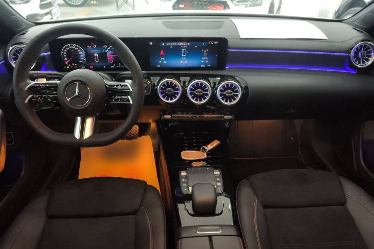 Used Mercedes-Benz A-Class 2024 A 200 L Fashion Model Center Console
