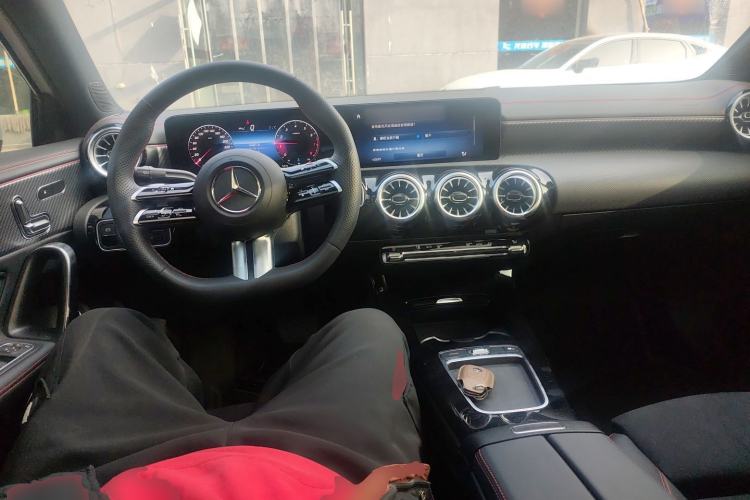 Used Mercedes-Benz A-Class 2024 Updated A 200 L Fashion Version Center Console
