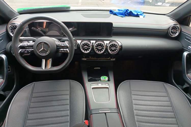 Used Mercedes-Benz A-Class 2024 Updated A 200 L Fashion Version Center Console