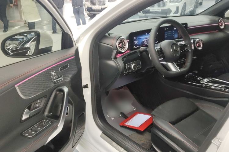 Used Mercedes-Benz A-Class 2024 Updated A 200 L Fashion Version Driver Seat