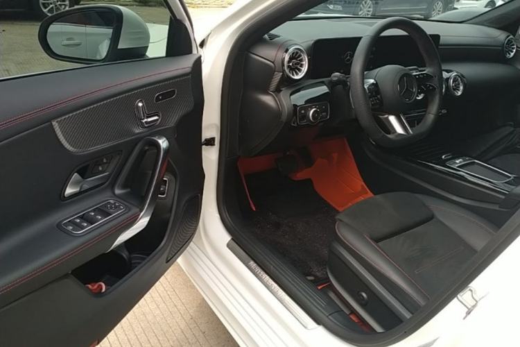 Used Mercedes-Benz A-Class 2024 Updated A 200 L Fashion Version Driver Seat