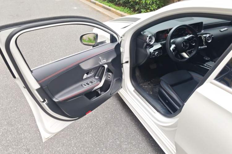 Used Mercedes-Benz A-Class 2024 A 200 L Fashion Model Driver Seat