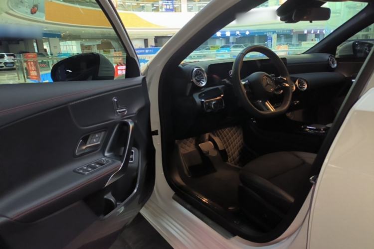Used Mercedes-Benz A-Class 2024 A 200 L Fashion Model Driver Seat
