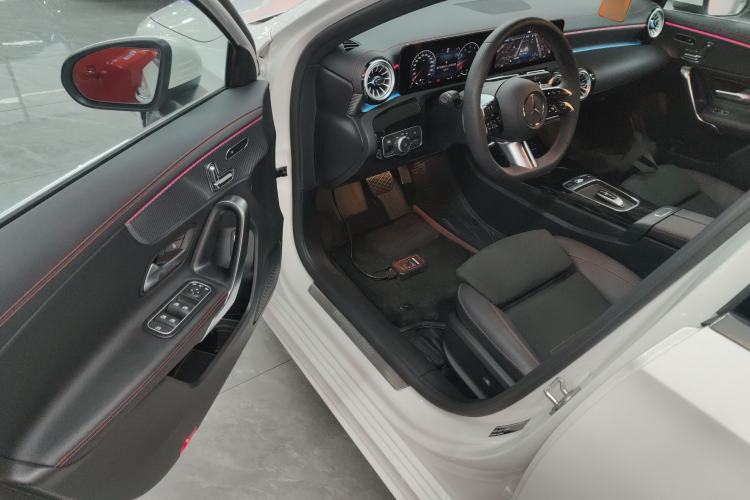Used Mercedes-Benz A-Class 2024 Updated A 200 L Fashion Version Driver Seat