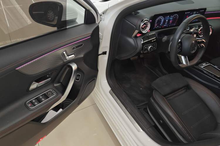 Used Mercedes-Benz A-Class 2024 Updated A 200 L Fashion Version Driver Seat