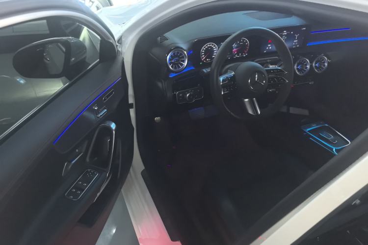 Used Mercedes-Benz A-Class 2024 Updated A 200 L Fashion Version Driver Seat
