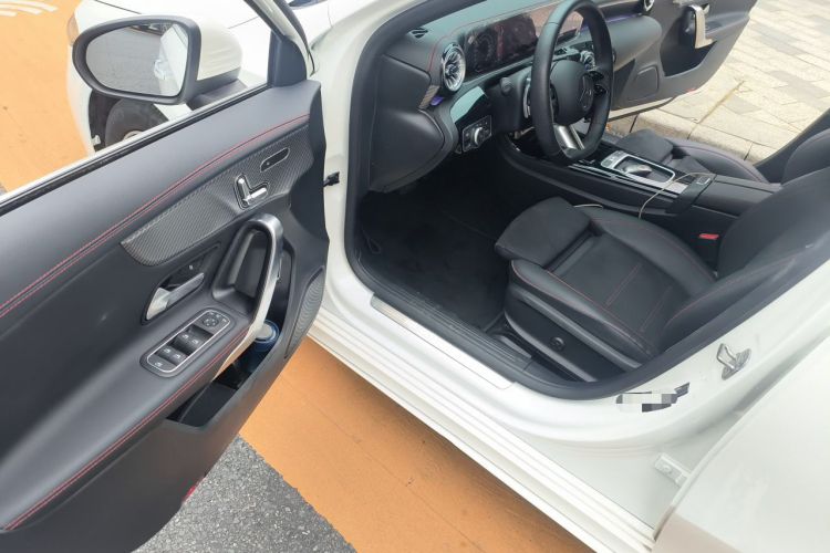 Used Mercedes-Benz A-Class 2024 Updated A 200 L Fashion Version Driver Seat