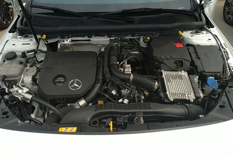 Used Mercedes-Benz A-Class 2024 Updated A 200 L Fashion Version Engine Bay