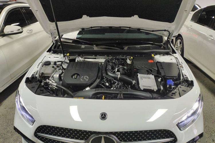 Used Mercedes-Benz A-Class 2024 Updated A 200 L Fashion Version Engine Bay