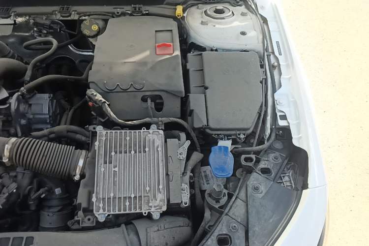 Used Mercedes-Benz A-Class 2024 Updated A 200 L Fashion Version Engine Bay Left