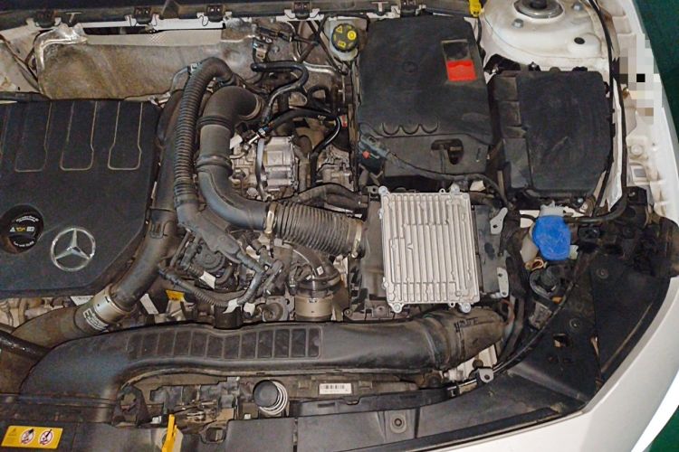 Used Mercedes-Benz A-Class 2024 Updated A 200 L Fashion Version Engine Bay Left